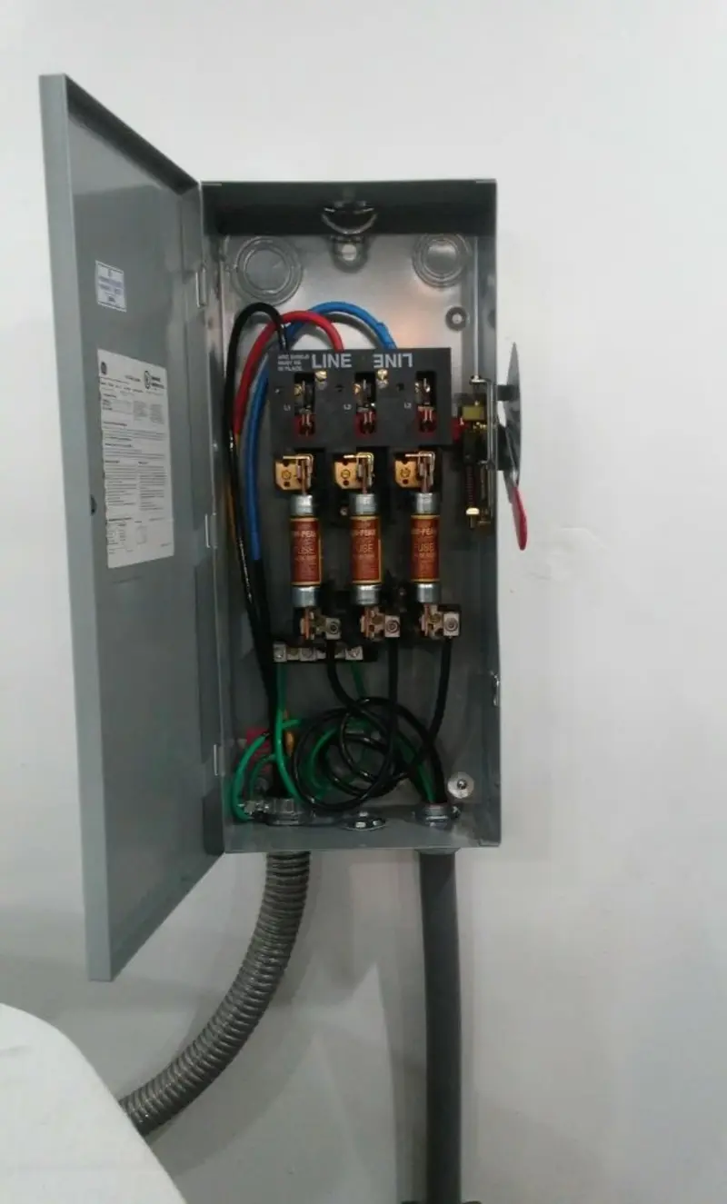 Three-phase disconnect switch installed for Electrical Wiring & Rewiring in Streator